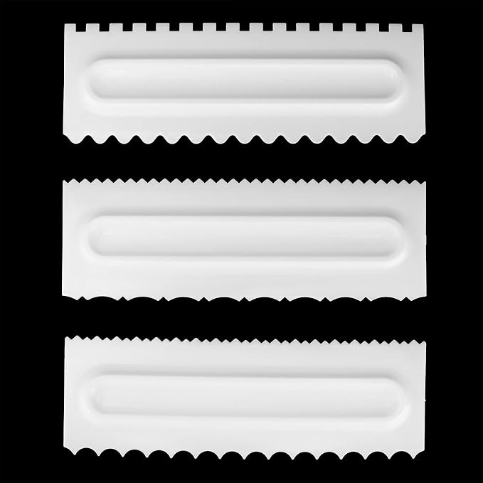 3Pcs Set Cream Scraper Plastic Scraper Fondant Cake Modeling Tool for Dessert Decoration Food Grade Safe Smooth Surface Easy Demould Durable Reusable Cake Decorating Kit White