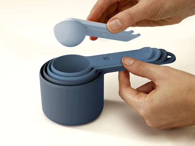Joseph Joseph 981000 Twist Whisk 2-In-1 Collapsible Balloon and Flat Whisk Silicone Coated Steel Wire, Sky & 98999 Nest Measure Measuring Cup Set, Sky Blue