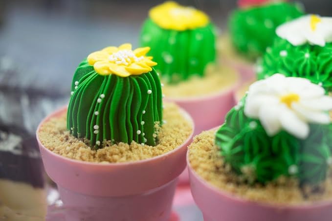 Edible Cactus Sprinkles for Cake Decorating, St Patrick's Day Green Sprinkle for Baking Cake Cupcake Toppers Cookie Ice Cream Donut Decoration 95g/3.35oz