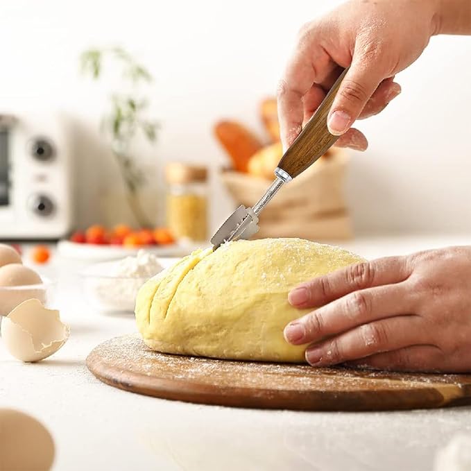 Bread Lame for Dough Scoring Knife Stainless Steel Sourdough Scoring Tool with 5 Blades and a Dark Brown Leather Cover