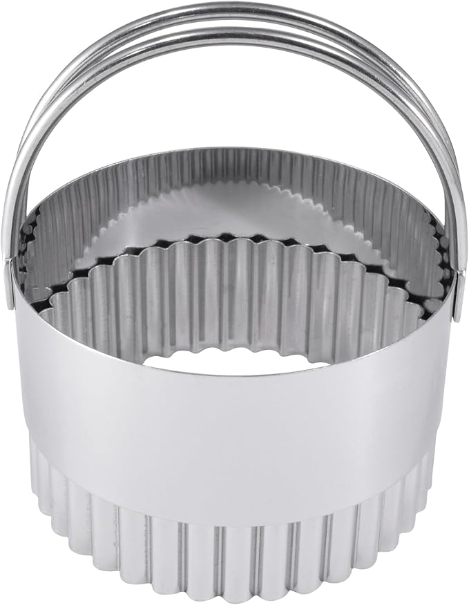 R&M International Stainless Steel 2-3/4" Round Fluted Biscuit Cutter with Handle, 1-Piece