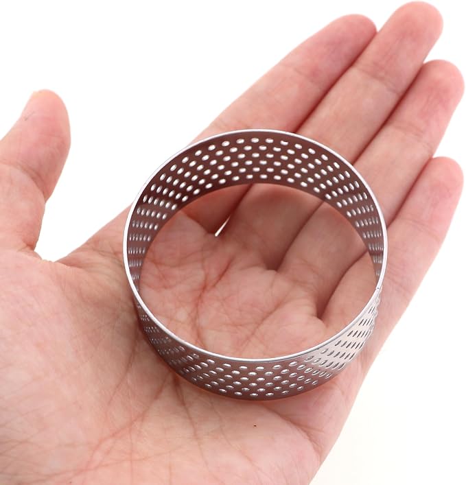 6PCS Stainless Steel Baking Cake Rings Circular Moldlings Heat Resistant Perforated Tart Rings 2 Inches for Cooking Biscuits Desserts Mousses Small Fruit Tart Shells 5 Centimetres