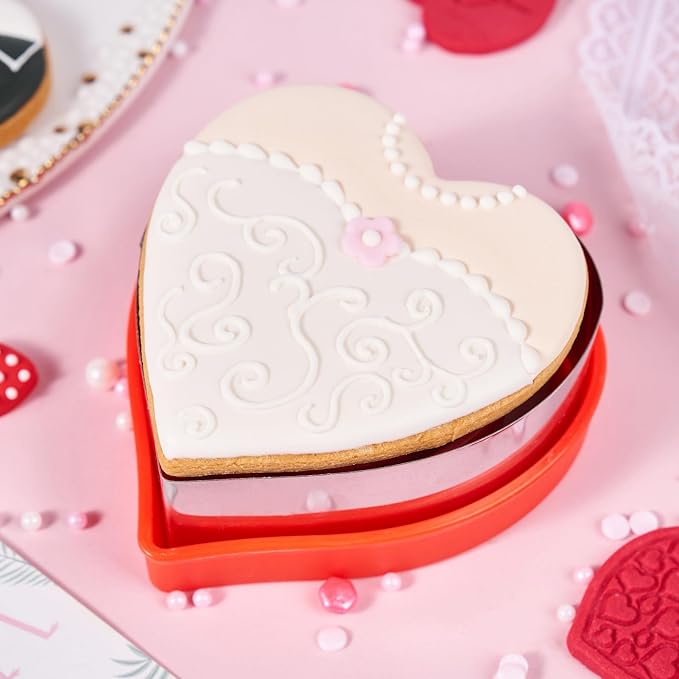 ETERSION Heart Cookie Cutter 5 Pieces 5 Sizes 1" to 4" Heart Shaped Cookie Cutter