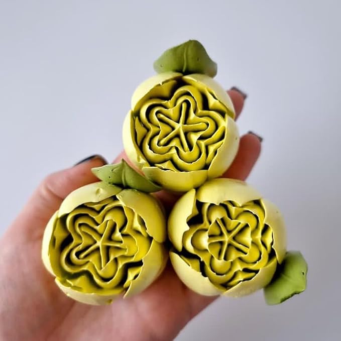 1 Piece Stainless Steel Extra Large Compact Flower Icing Tips,Pastry Frosting Russian Piping Nozzles for Marshmallow Bouquet,Cake Decorating Dessert Piping Tips,Flower Frosting Nozzles for Decorating