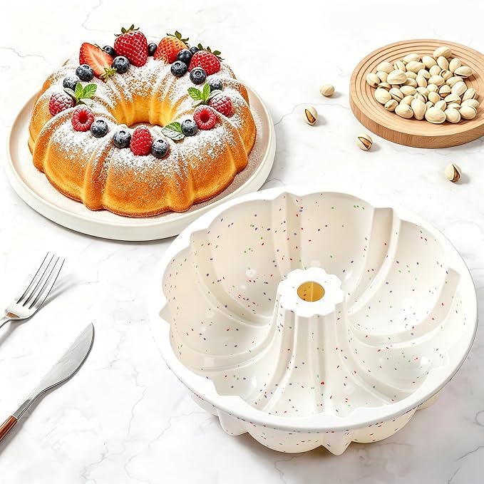 Vinino 9.5 Inch Silicone Fluted Tube Cake Pan with Metal Reinforced Frame, Pound Cake Pan Mold, BPA Free Silicone Bakeware for Cake, Bread, Jello, Gelatin, Flan, 1 Pack