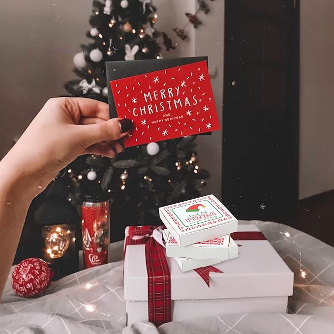 WANGDEFA 50 Pack Elf Mini Pizza Box Square Cardboard Mini Pizza Box with Elf Sticker for Celebrations, Party Favors, Christmas, Birthdays, Valentines Day, Weddings (3.54 x 3.54 x 0.78 inches)
