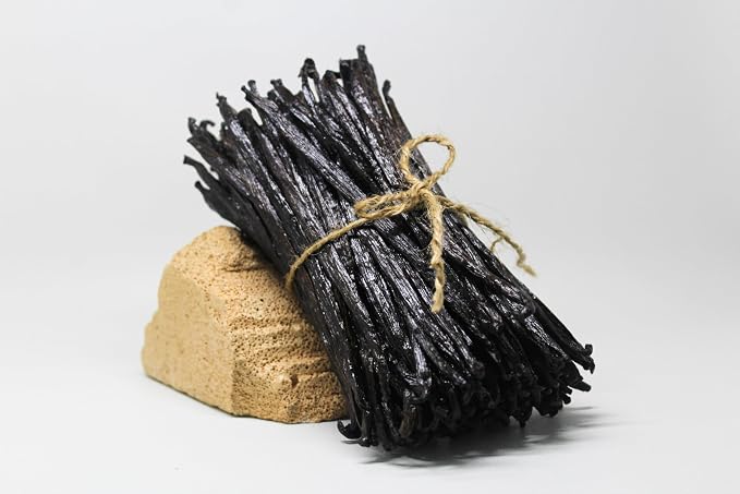 50 Plump Tahitian Vanilla Beans Bulk for Making Vanilla Extract, Vanilla Beans Grade A++, From Papua, Perfect Homemade Extract, baking and cooking (50 BEANS)