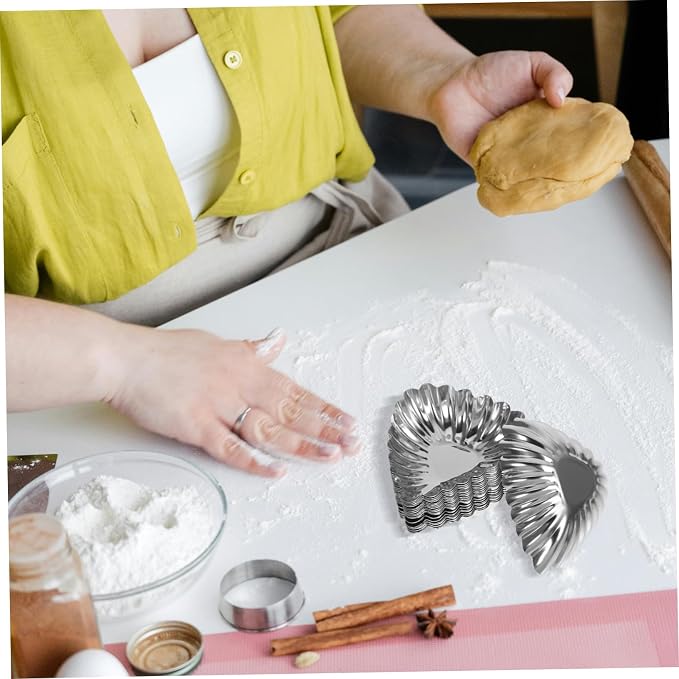 20Pcs Stainless Steel Egg Tart Molds Tart Pans Muffin Baking Molds Non-Stick Kitchen Cooking Molds for Home Bakery Desserts 3.07X2.55X0.78In