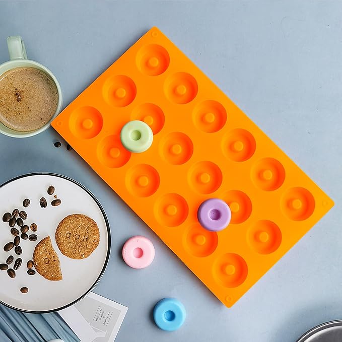 2er Pack Silicone Donut Mold - Non-Stick Silicone Doughnut Pan DIY Chocolate Baking Cookie Molds, Heat Resistant, Make Donut Cake Biscuit Bagels, BPA Free Dishwasher Safe (orange, 18 Cavities)