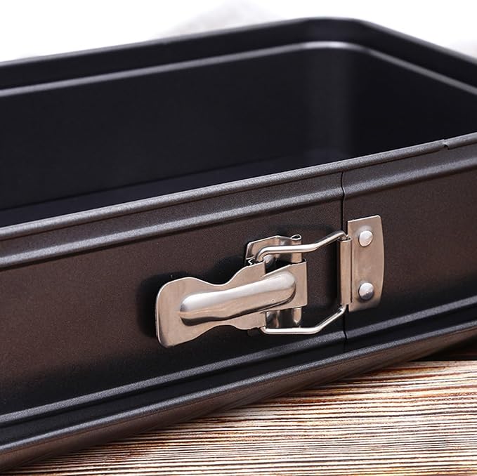 Springform Cake Leak Proof Design Oven Microwave Safe Baking Accessories Non-Stick Baking Pan with Lock Clasp