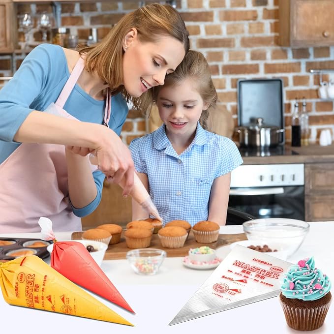 SelfTek 100Pcs Disposable Icing Piping Pastry Bags, Frosting Bag Cake Cupcake Cookies Decorating Bags for Icing and Frosting