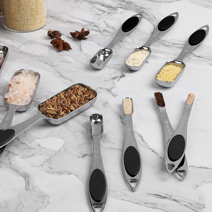 Magnetic Measuring Spoons Set of 11,Stainless Steel Magnetic Measuring Spoons,Teaspoon Measuring Spoon with Leveler for Dry or Liquid Ingredients (11, Black)