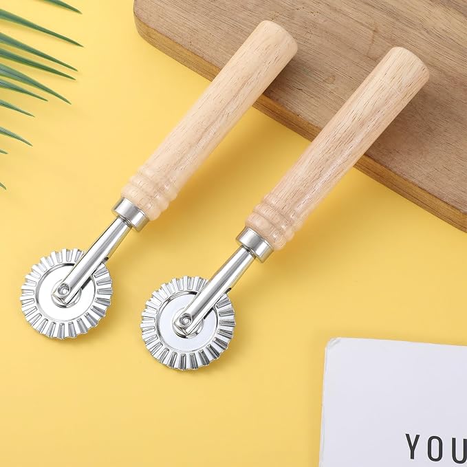 JJUNW 2Pcs Pastry Cutter, Ravioli Cutter, Fluted Pastry Cutters Wheel Stainless Steel Pizza Cutters Wheel, Dough Cutting for Home Making Pasta Pizza Ravioli Cookie Tools