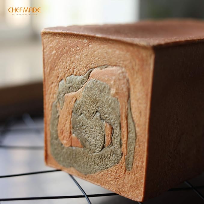CHEFMADE Pullman Loaf Pan with Lip, 0.99Lb Dough Capacity Non-Stick Rectangle Flat Toast Box for Oven Baking 4.2" x 7.7"x 4.4" (Champagne Gold)