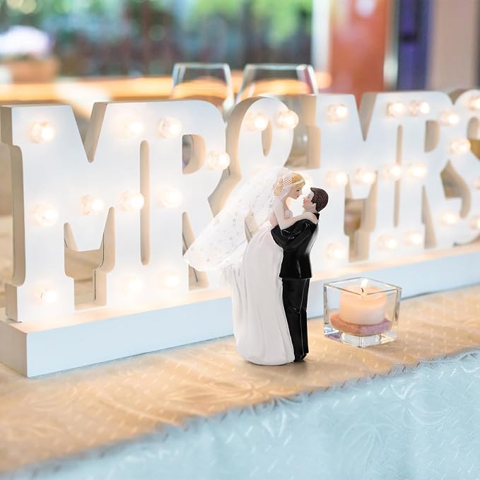 Eorbow 5.5" Bride Groom Wedding Cake Topper, Resin Couple Statue Decorative Figurine, Vintage Cake Toppers for Anniversaries, Engagement Parties, Bridal Showers, Wedding Cake Decoration