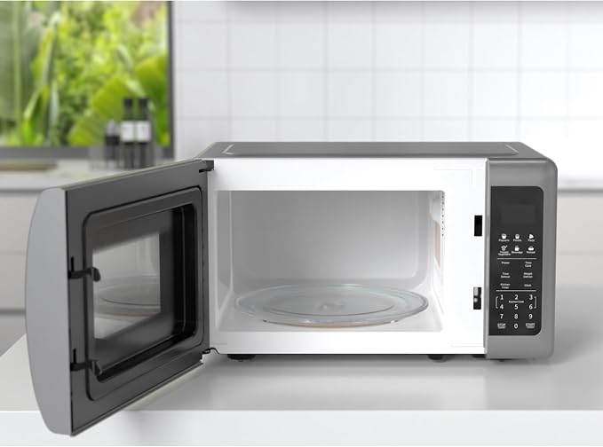 Emerson MW7601SL Countertop Microwave Oven with Sleek Mirrored Finish Glass Door, 700W, 10 Power Levels and 6 Pre-Programmed Settings with Child Safe Lock, 0.7. Cu. Ft., Silver