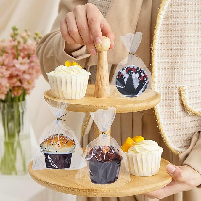 200 PCS 5x6.5 Cellophane Muffin Bags with Gold Twist Ties & Flat Bottom – Food-Safe Bakery Packaging for Cupcakes, Brownies, Cookies Macarons – Commercial-Grade for Party Favors, Catering Displays