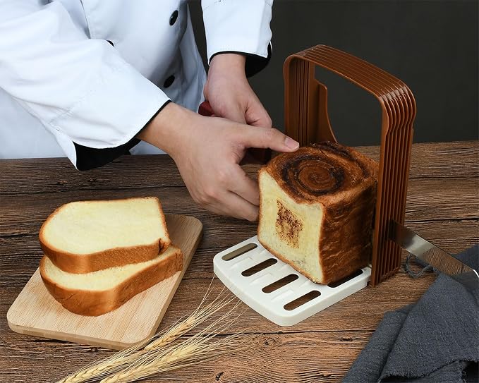 Bread Slicer for Homemade Bread 4 Slice Thickness Bread Cutting Guide Plastic Foldable Compact Sandwich Loaf Slicer