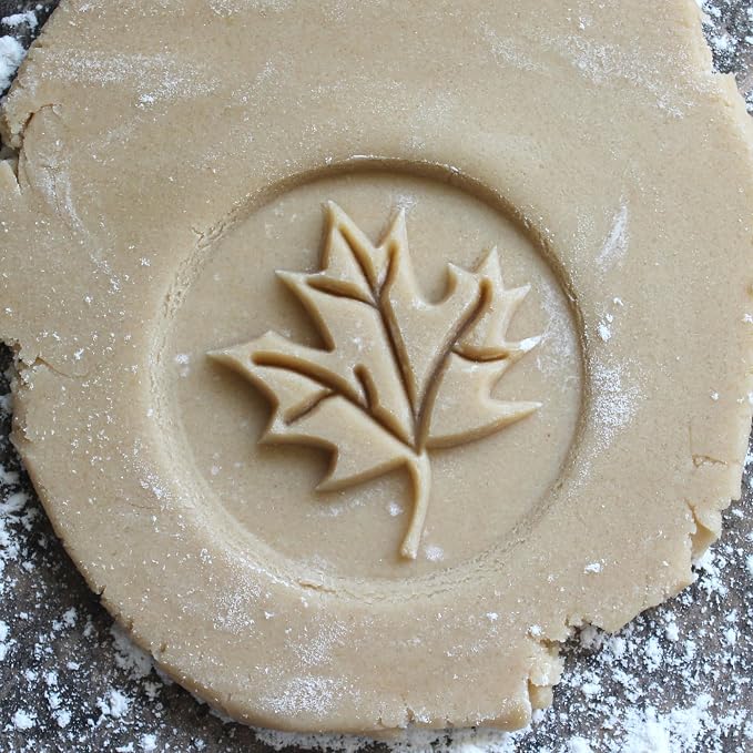 Wood Cookie Stamp, 2.5 Inch (Maple Leaf CS-146)