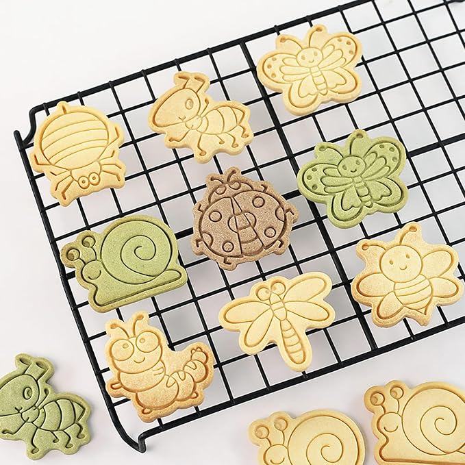 Insect Cookie Cutters Set 3D Cute Bee Dragonfly Ladybug 8 Pcs Cookie Cutter with Cookie Stamps for Baking (Insect)