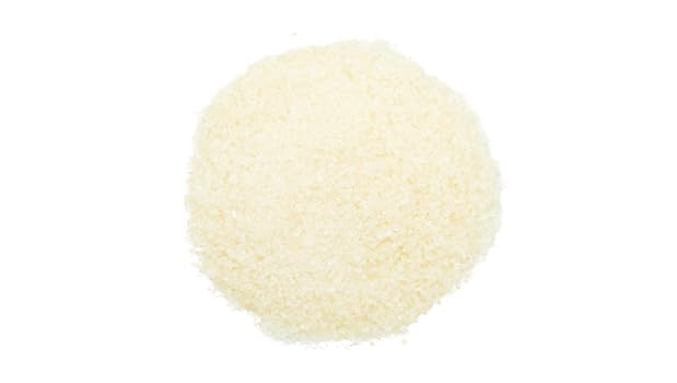 Yupik Organic Cane Sugar 2.2 lb (35.2 oz), Non-GMO, Vegan, Gluten-Free, USDA Certified, Kosher, Rich Molasses-Like Flavor, All-Natural, Low-Calorie Sweetener for Baking & Cooking