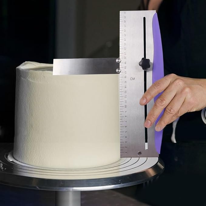 12 Inch Stainless Steel Cake Scraper, Cake Scraper Smoother Leveler and Smoother, Icing Spatula, cake leveler adjustable Kitchen Spatula for Mousse, Cheese, Cream Cake, 30.5 * 9cm