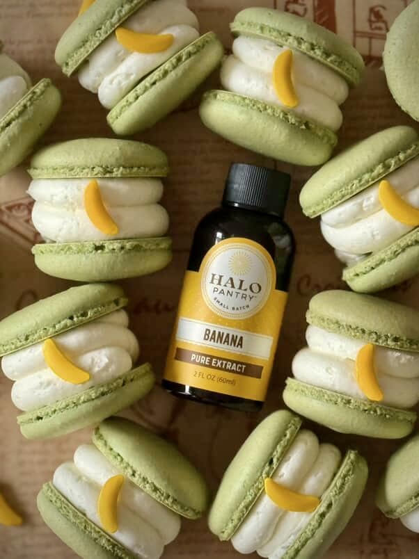 Natural PURE BANANA Extract by HALO PANTRY (2oz bottle) | Water-Soluble, Dye-Free/Colorless, Gluten-Free, Dairy Free, Zero Sugars, NO Sweeteners, NO Calories | Perfect for customizing ANY baking, candy, dessert or drink recipes