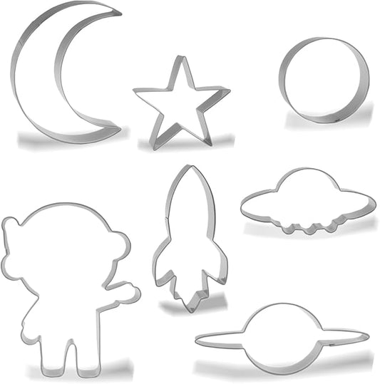 Keewah Space Cookie Cutter Set - 7 Piece - Stainless steel | Rocket, Astronaut, UFO, Moon, Saturn, Star, Planet