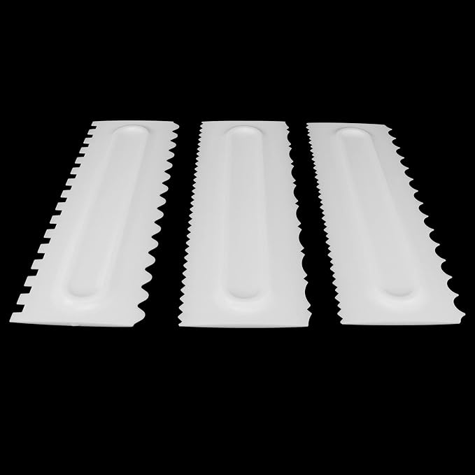 3Pcs Set Cream Scraper Plastic Scraper Fondant Cake Modeling Tool for Dessert Decoration Food Grade Safe Smooth Surface Easy Demould Durable Reusable Cake Decorating Kit White