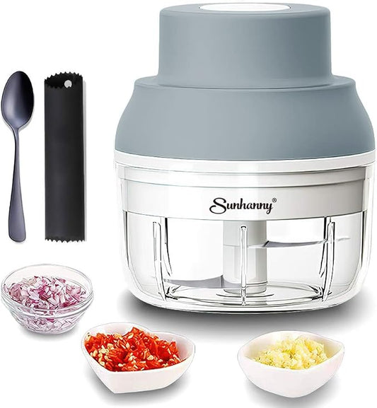 Electric Garlic Chopper Mini, Electric Garlic Masher Crusher, Food Processor Small with Garlic Peeler And Spoon, 100ML, Gray