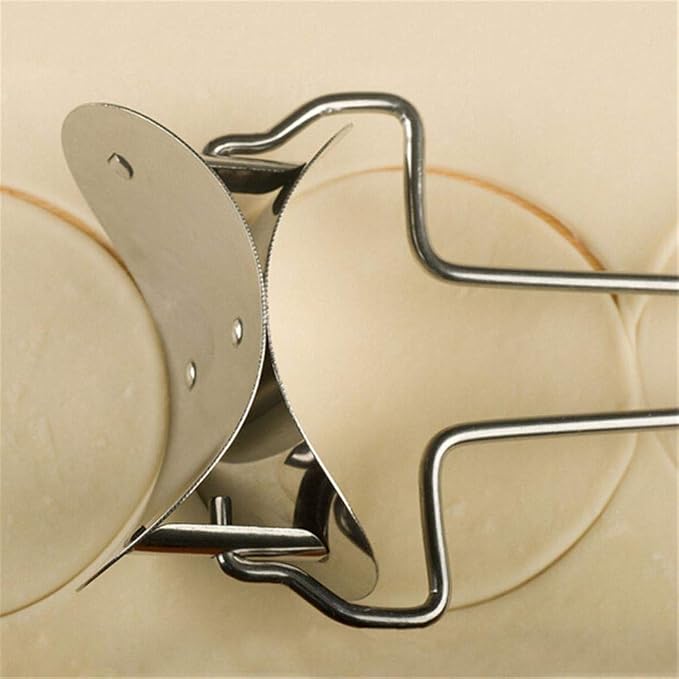 EORTA 2 Pieces Stainless Steel Pastry Rolling Cutter Circle Dough Blade Roller Dumpling Wrapper Mould Pie Ravioli Empanada Pierogi Calzone Making Tools for Home Kitchen, DIY, Gift, Dia.7 cm