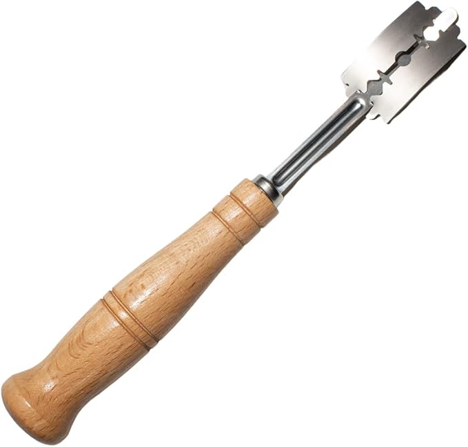 Frieling Bread Lame Dough Scoring Blade w/Extra Blades and Cover, 7.5 Inch, Natural Wood Handle