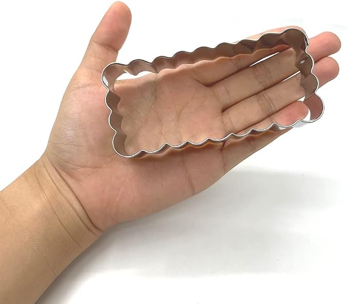 LILIAO Scalloped Edge Cookie Cutter, Biscuit Cutters, Stainless Steel (4.2 x 2 inches)