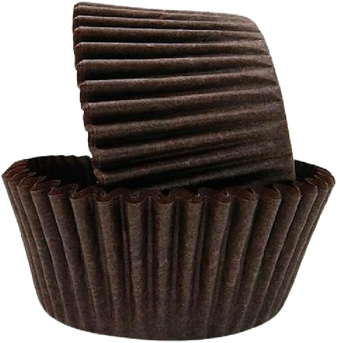 Regency Wraps Baking Cups, Pack of 100 Brown Standard, Greaseproof Cupcake Muffin Liners, Made in USA, Non-Stick for Easy Removal and Serving of Baked Treats