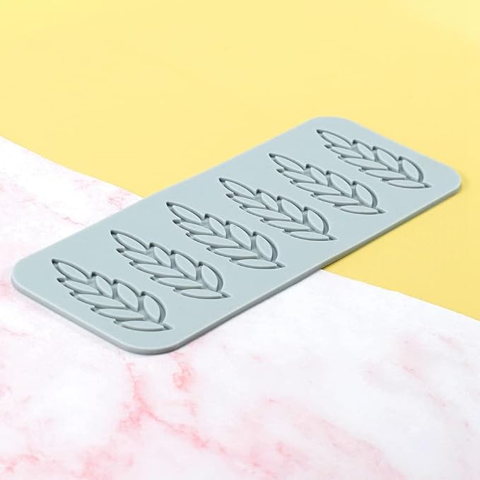 TUKE 3D Leaves Silicone Molds Flower Cake Fondant Mat Bee Leaf Pastry Moulds Rose Impression Chocolate Hollow Lace Mold (Leaf_8.2x3.2x0.12inch_G)