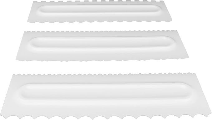 3Pcs Set Cream Scraper Plastic Scraper Fondant Cake Modeling Tool Professional Cake Decorating Kit for Baking Enthusiasts White 22x7.2cm