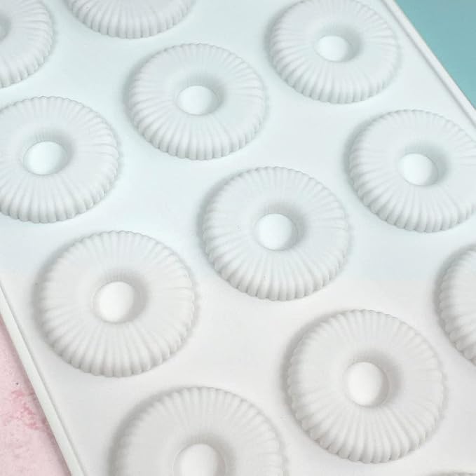 Silicone Donut Mold Round Doughnut Silicone Candy Molds Non-Stick Silicone Molds Perfect For Donut Cake Biscuit Bagels Dishwasher Safe