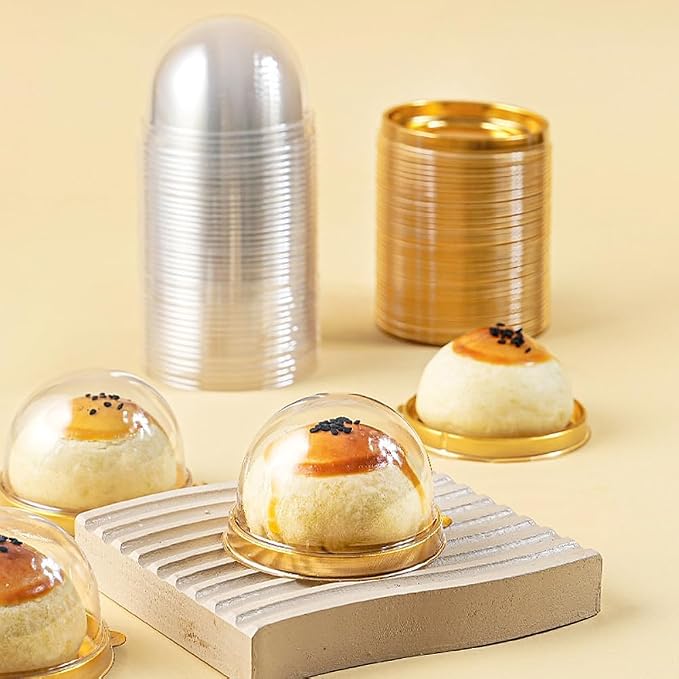 Zezzxu 100 Pack Mini Cake Containers, Clear Plastic Small Cupcake Boxes with Dome Lids for Individual Chocolate Covered Cookies, Strawberry, Mooncake (Gold)