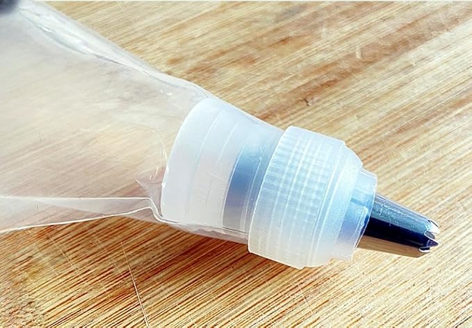 30 Pack Plastic Standard Couplers Cake Decorating Coupler Pipe Tip Coupler for Icing Nozzles,Cake Baking Tools Accessories