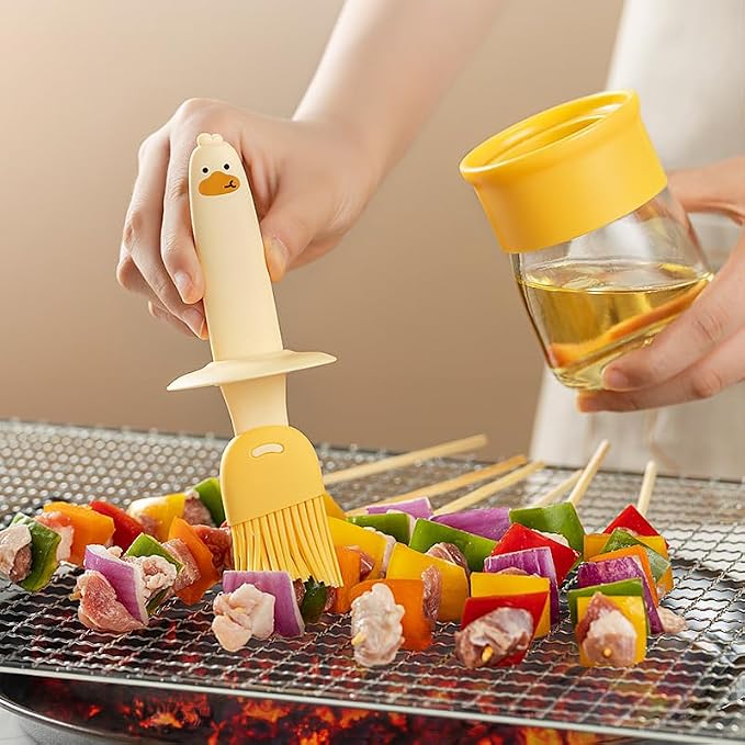 6.8oz Oil Dispenser Bottle with Brush for Kitchen, Basting Bottle, Silicone Basting Brush, for Cooking BBQ Kitchen, White