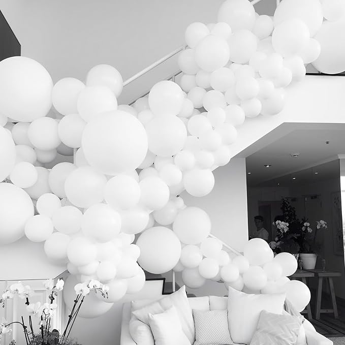 Voircoloria 110pcs White Balloons 12inch Matte White Latex Party Balloons for Wedding, Birthday, Graduation, Bridal Shower, Baby Shower, Bachelorette and Engagement Decorations