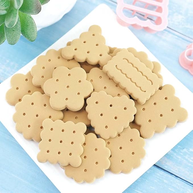 Mini Classic 8pcs 3D Raised Design Cookie Stamps, Triangle, Rectangle, Square, Heart, Star, Oval, Mini Pie Cookie Molds, Circle Cookie Cutter Set for DIY Baking