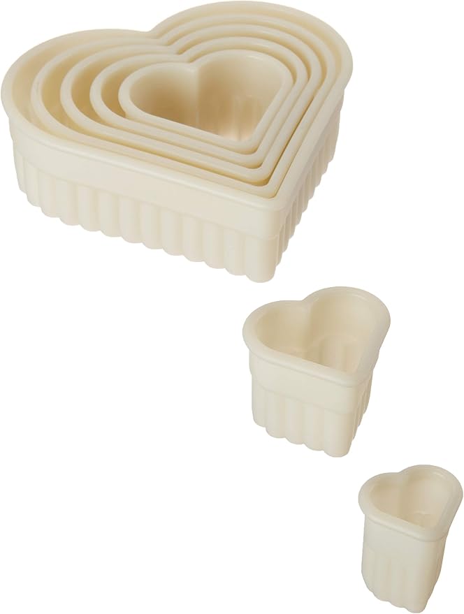 Mercer Culinary 7-Piece Heart Fluted Nylon Cutter Set