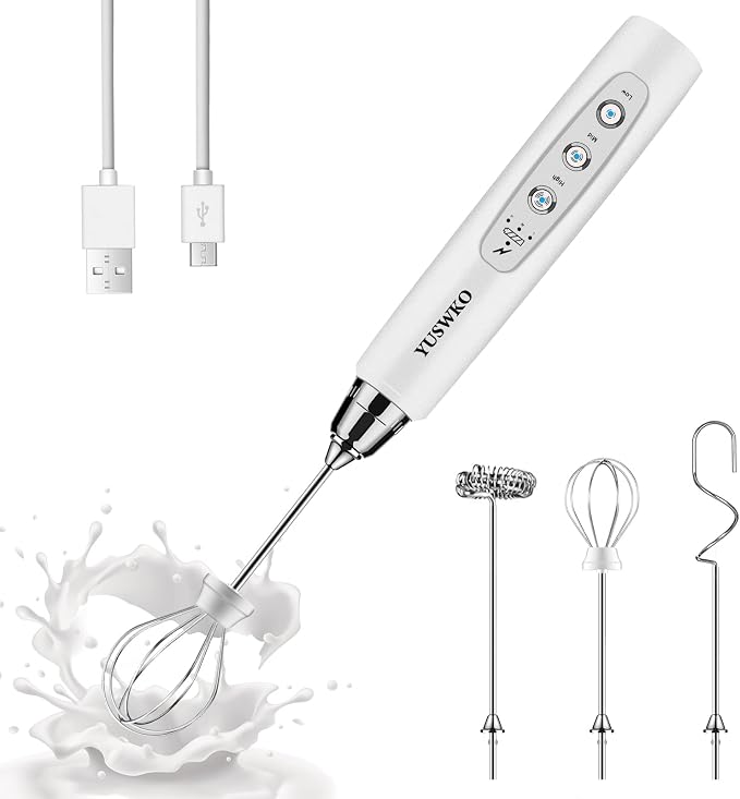 YUSWKO White Handheld Milk Frother Wand for Coffee, Rechargeable Electric Whisk with 3 Heads 3 Speeds Drink Mixer Coffee Frother For Latte, Cappuccino, Hot Chocolate, Egg