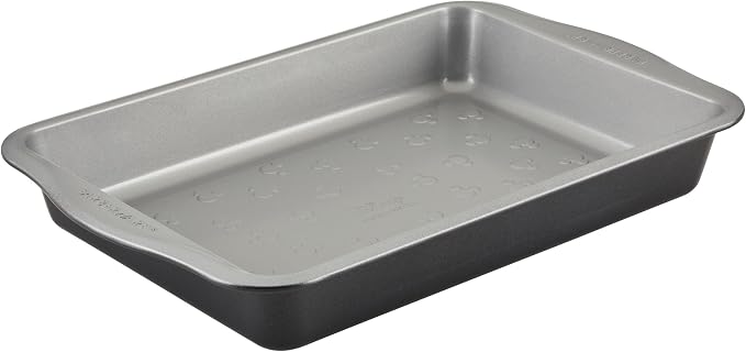 Farberware Disney Bake with Mickey Mouse Nonstick Baking Pan/Cake Pan, Rectangle, 9 Inch x 13 Inch Non Stick Bakeware Pan - Black