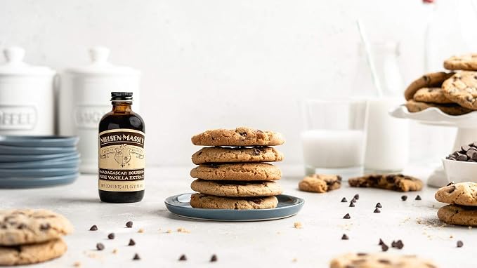 Nielsen-Massey Madagascar Bourbon Pure Vanilla Extract for Baking and Cooking, 2 Ounce Bottle