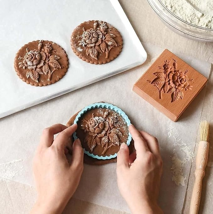 Carved Wooden Gingerbread Cookie Mold,3D Wooden Baking Mold Cookie Biscuit Press Stamp Molds,Cookie Cutter,Cookie Stamp,DIY Biscuit Stamp Mould for Halloween Thanksgiving Christmas(Violet)