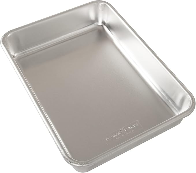 Nordic Ware Naturals Quarter Sheet 9x13 and Lid Baking Set, USA Made Aluminum Commercial Quality Sheet Pans, Encapsulated Galvanized Steel Rim for Warp Prevention, 3pc Bakers Set (Pack of 4)
