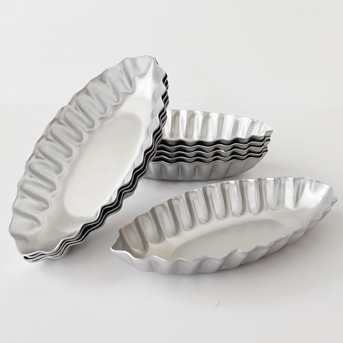 Tiny Tart Pan Boat Shape, 10PCS Egg Tart Mold Fluted Edge, Wave Flower Aluminum Baking Tool, Reusable Dessert Tray for Small Tartlets, Quiches