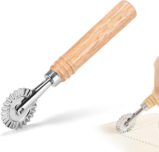 SHANGSKY Pastry Cutter Wheel, Ravioli Cutter Wheel with Long Wooden Handle, Pasta Cutter Dumpling Lace Making Noodle Ruffled Edge Cookies Pie Cutter Kitchen Dough Cutting Tool